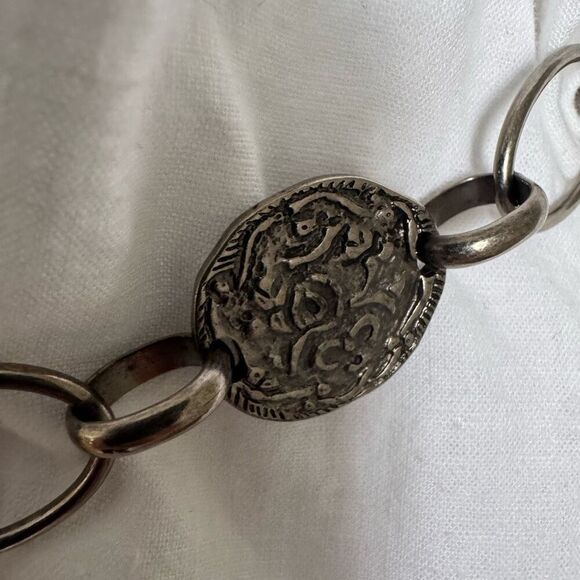 Vintage Liz’ Claiborne Silver Tone Medallion Chain Belt Waist Chain - Picture 6 of 9